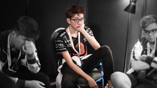 电竞行业动态分析 ST华通领跌主力资金流出情况